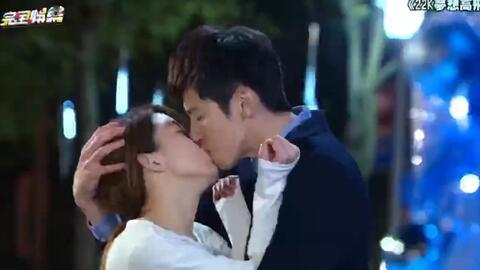 國產(chǎn)電影強吻片段視頻,國產(chǎn)電影強吻片段，情感火花四溢