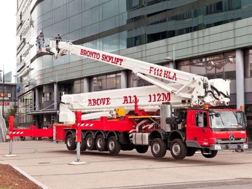 國產(chǎn)云梯消防車視頻